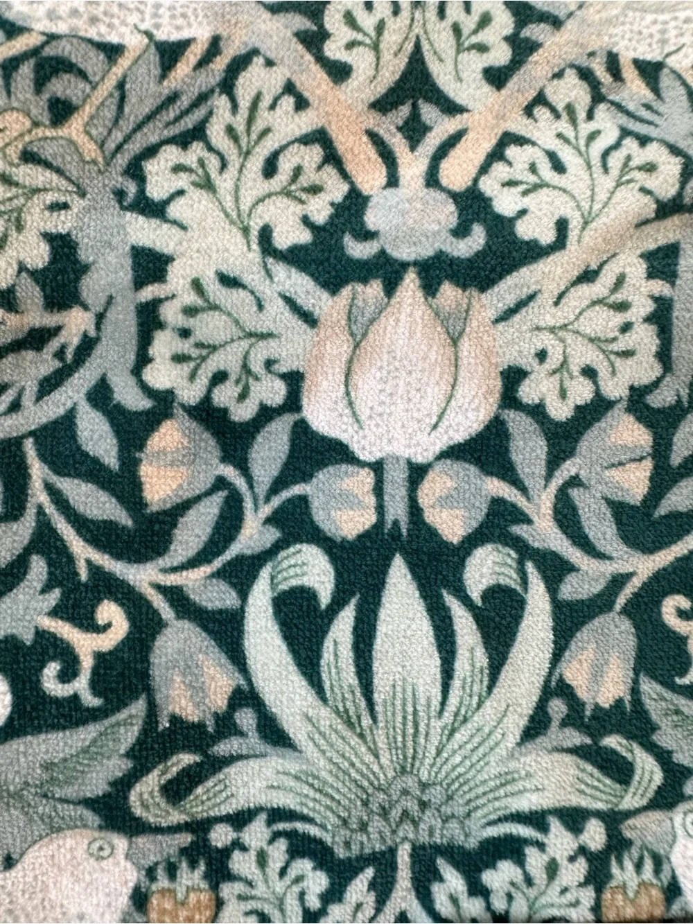 Morris & Co. William Morris Cotton Towels Strawberry Thief
